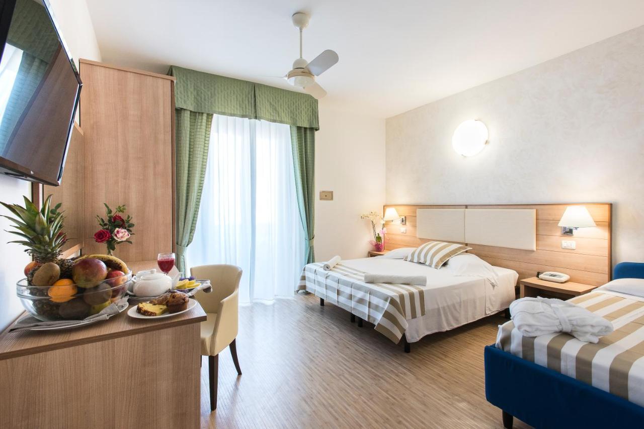 Hotel Losanna Gabicce Mare Zewnętrze zdjęcie