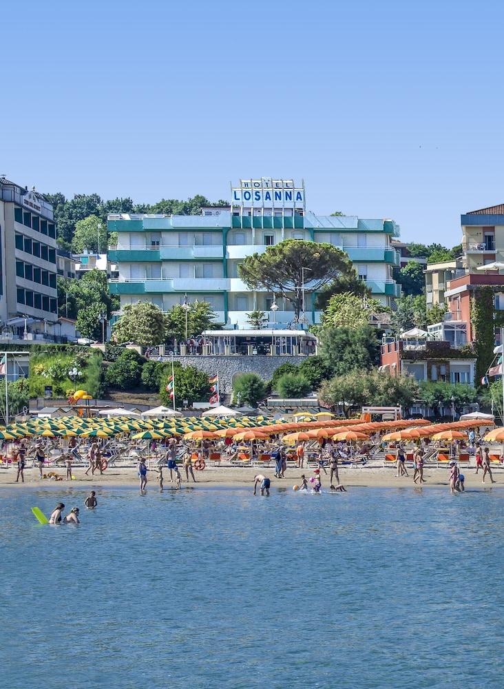 Hotel Losanna Gabicce Mare Zewnętrze zdjęcie