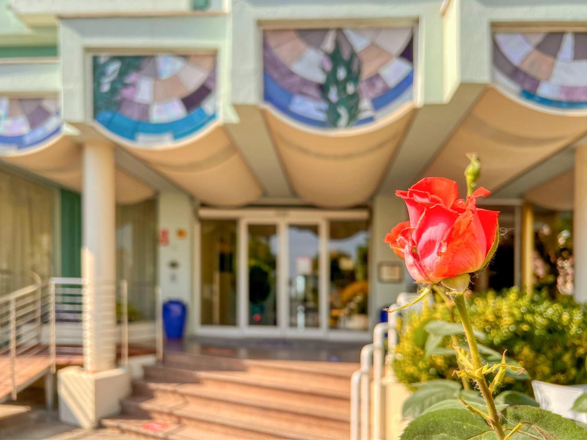 Hotel Losanna Gabicce Mare Zewnętrze zdjęcie