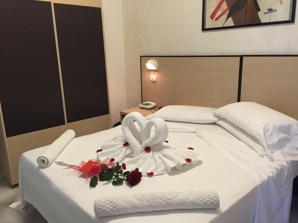 Hotel Losanna Gabicce Mare Zewnętrze zdjęcie