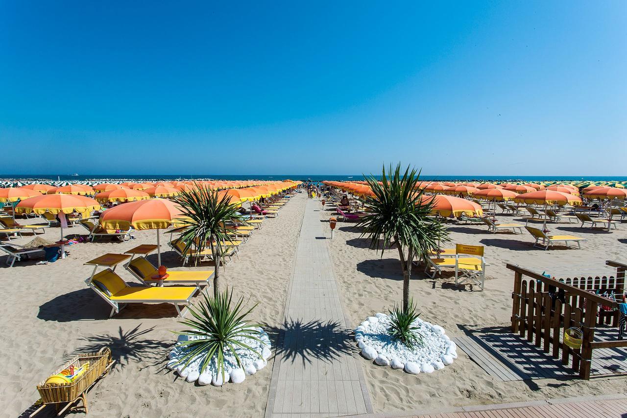 Hotel Losanna Gabicce Mare Zewnętrze zdjęcie